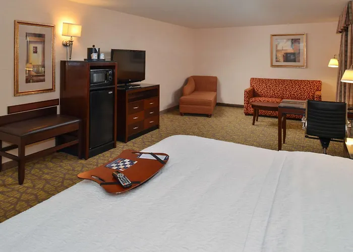 Hampton Inn & Suites Tacoma
