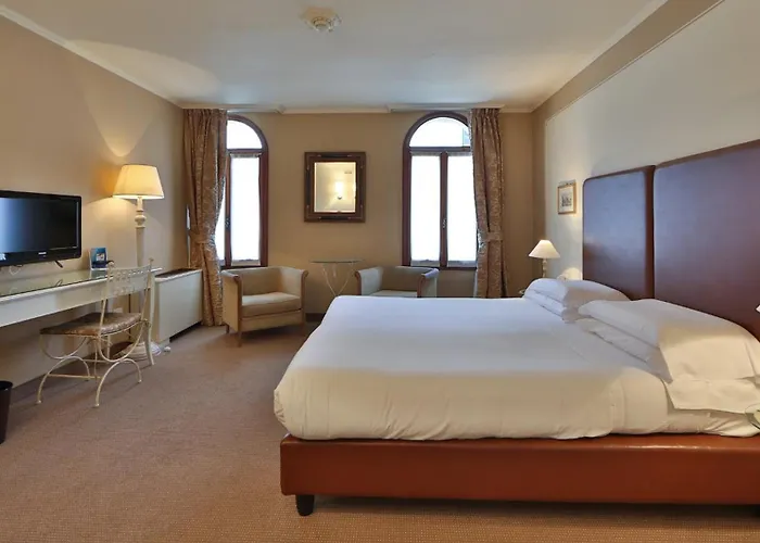 Hotel Canon d'Oro
