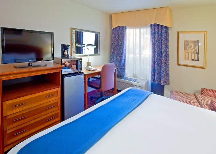 Best Western Plus Sugar Land-Stafford