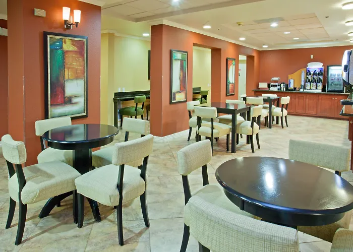 Best Western Plus Sugar Land-Stafford