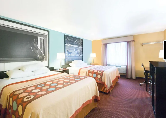 Super 8 By Wyndham Richmond