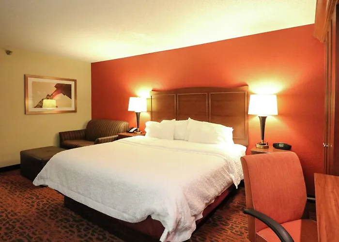 Hampton Inn Columbus-South