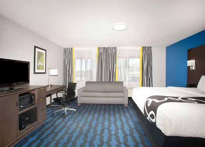 La Quinta Inn & Suites By Wyndham St Louis Hazelwood North