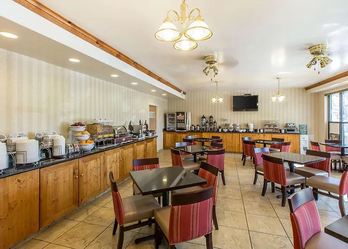 Comfort Suites Summit County