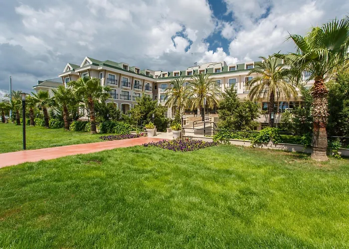 Lucida Beach Hotel