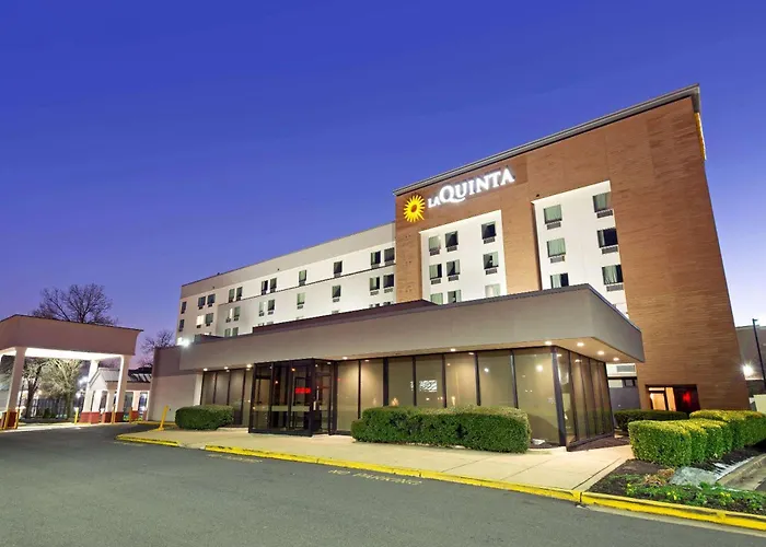 La Quinta Inn & Suites By Wyndham Dc Metro Capital Beltway
