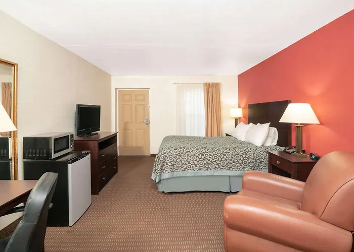 Days Inn By Wyndham Cave City