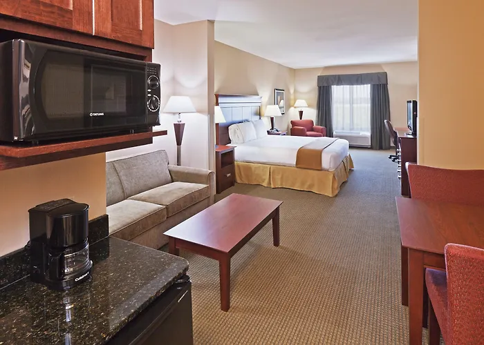 Holiday Inn Express & Suites Poteau By Ihg