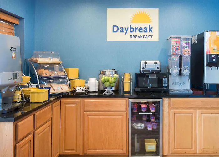 Days Inn -New Haven