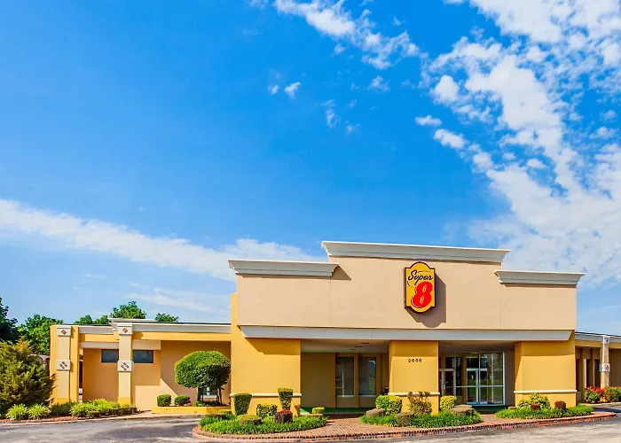 Super 8 By Wyndham Norman