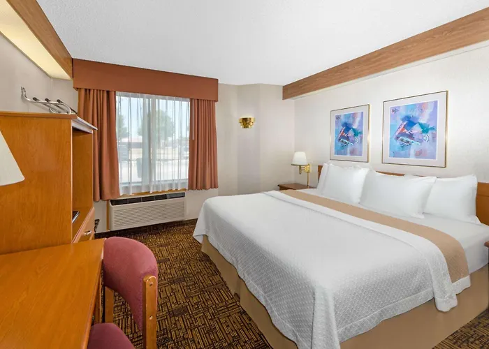 Days Inn By Wyndham Liberal Ks