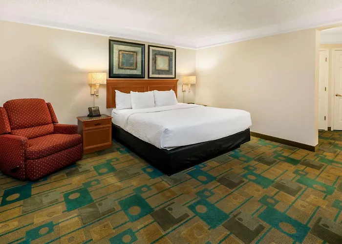 La Quinta By Wyndham Phoenix West Peoria