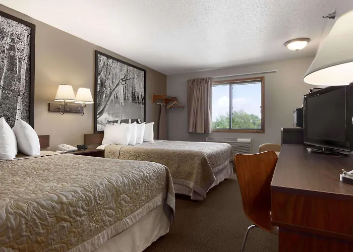 Super 8 By Wyndham Sioux Falls/41St Street