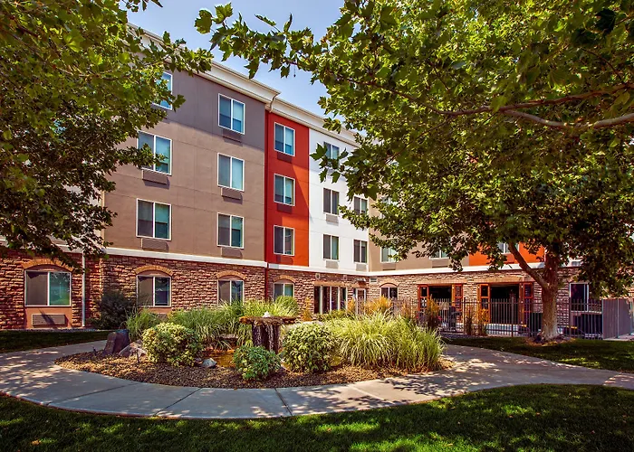 Holiday Inn Express Hotel & Suites Ontario By Ihg