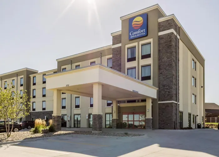 Comfort Inn & Suites Avera Southwest