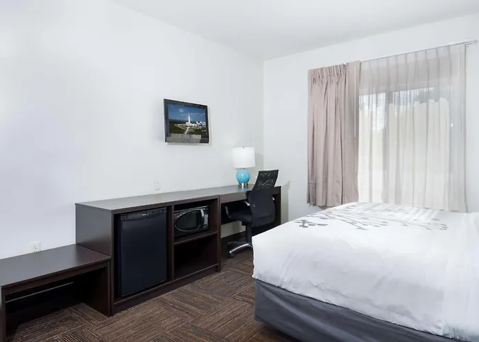 Sleep Inn & Suites Washington Near Peoria