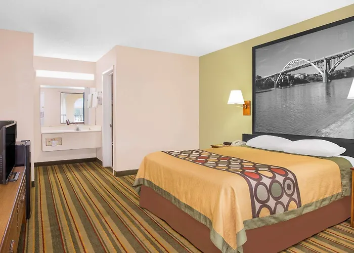 Super 8 By Wyndham Eufaula