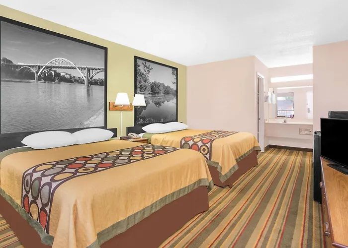 Super 8 By Wyndham Eufaula