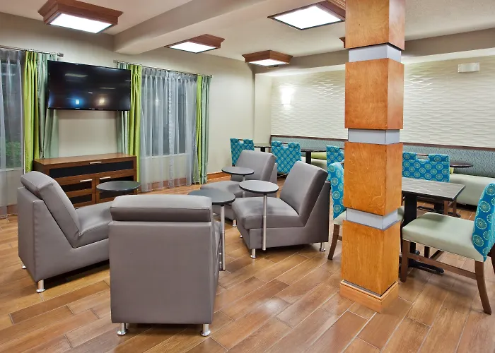 Holiday Inn Express Hotel & Suites Kimball, An Ihg Hotel