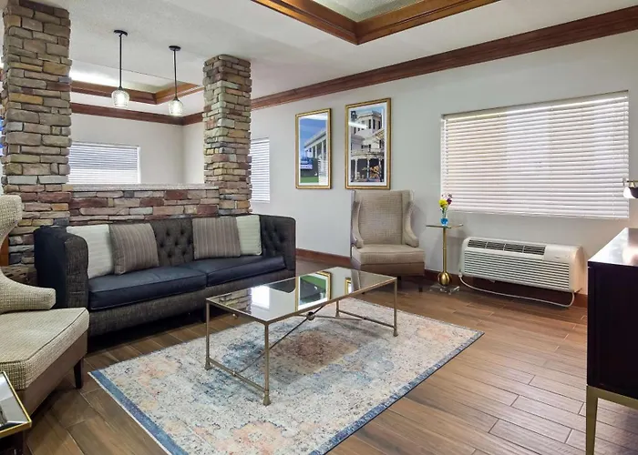 Best Western Inn & Suites