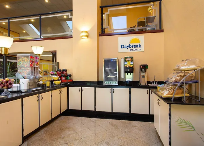 Days Inn By Wyndham Hillsborough
