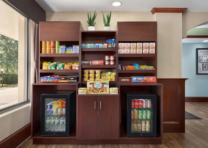 Super 8 By Wyndham West Greenwich/Providence
