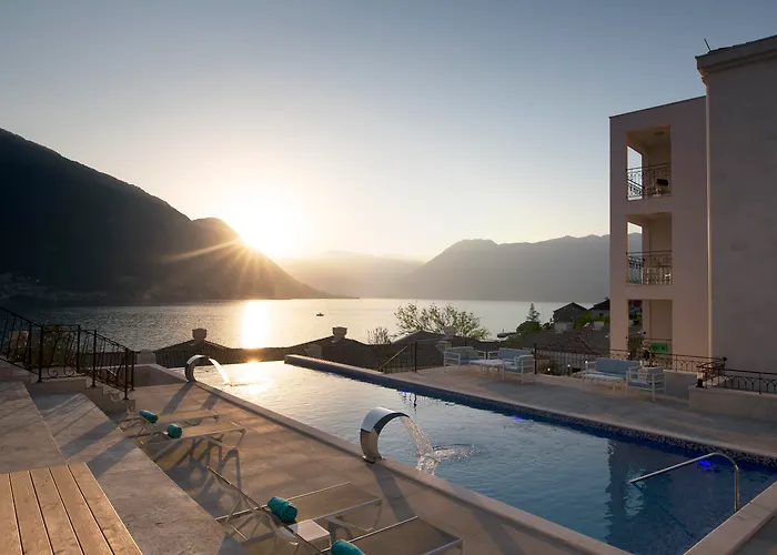 Huma Kotor Bay Hotel And Villas
