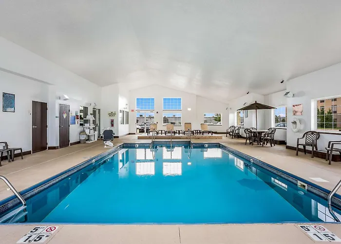 Mainstay Suites Cedar Rapids North - Marion
