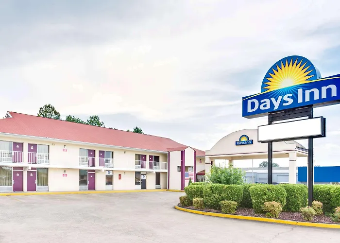 Days Inn By Wyndham Muscle Shoals