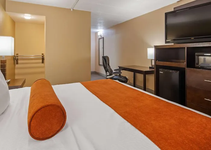 Best Western Crossroads Of The Bluffs