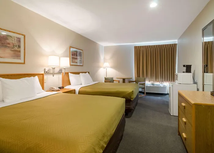 Rodeway Inn Ainsworth