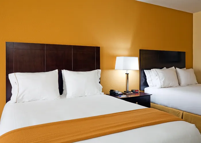 Holiday Inn Express Hotel & Suites Greenville By Ihg