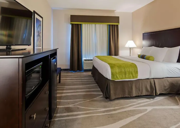Best Western Plus Denver City Hotel & Suites