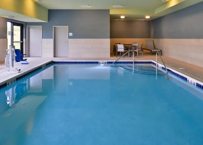 Holiday Inn Express & Suites - Olathe West By Ihg