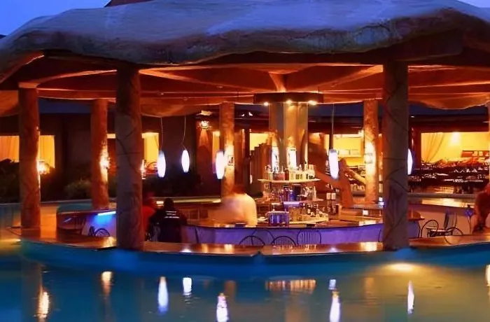 Chrismar Hotel