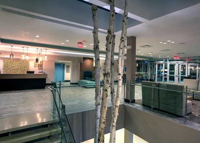 Crowne Plaza Hotel Glen Ellyn/Lombard By Ihg
