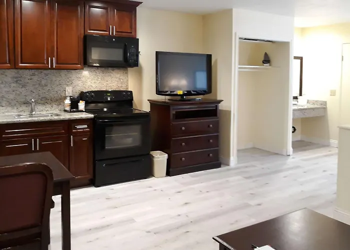 Quality Inn & Suites El Cajon San Diego East