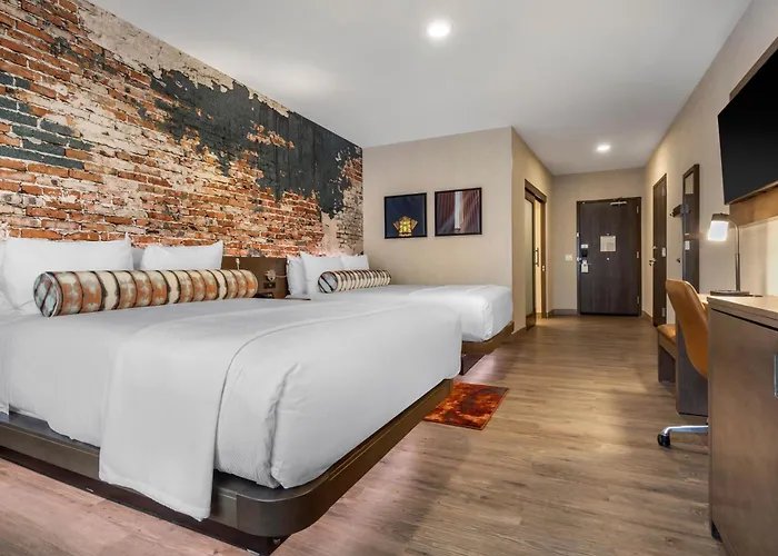 Cambria Hotel Omaha Downtown