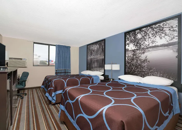 Super 8 By Wyndham Willmar