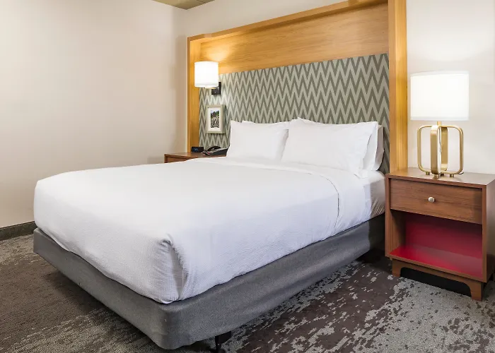 Holiday Inn Salem By Ihg