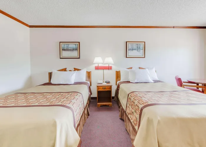 Days Inn By Wyndham Monett
