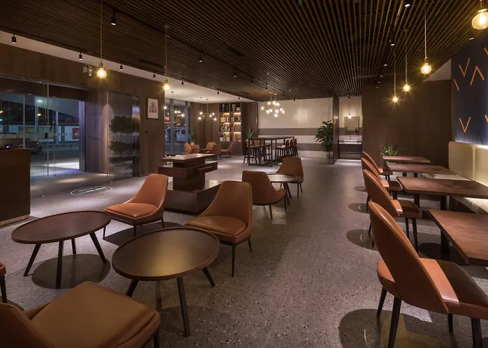 Holiday Inn Express Nanchang West Station By Ihg