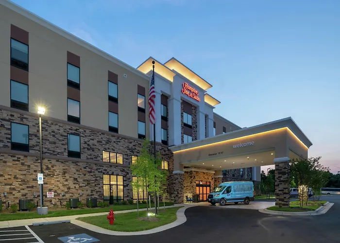 Hampton Inn & Suites Glenarden/Washington Dc