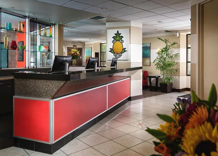 Staypineapple, University Inn, University District Seattle