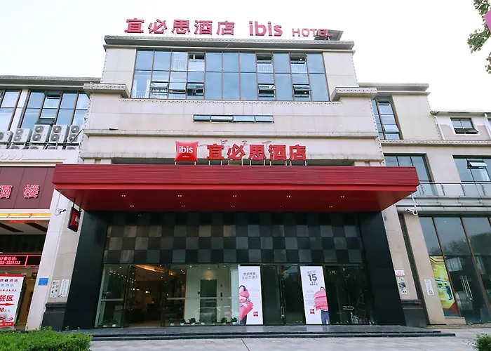 Ibis Sui Ning Hotel