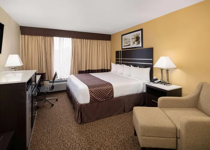 Baymont Inn & Suites By Wyndham Hammond