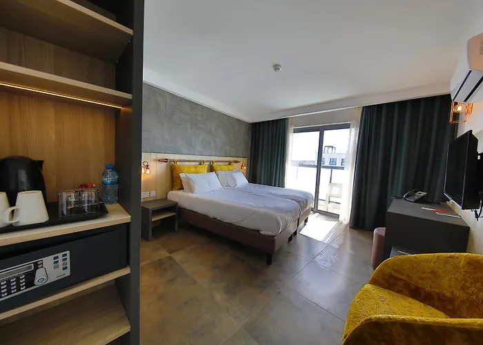 Ivy Hotel - Adults Only
