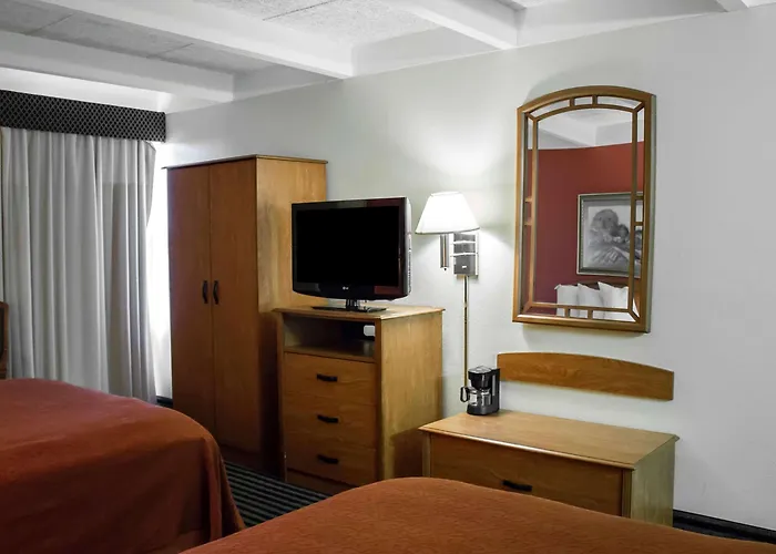 Econo Lodge Wickliffe - Cleveland East