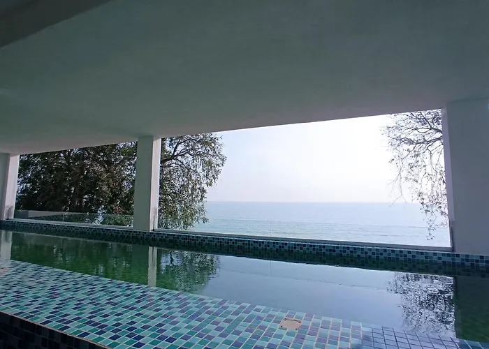 Pacific Regency Beach Resort, Port Dickson