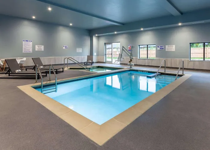 Baymont By Wyndham Madison